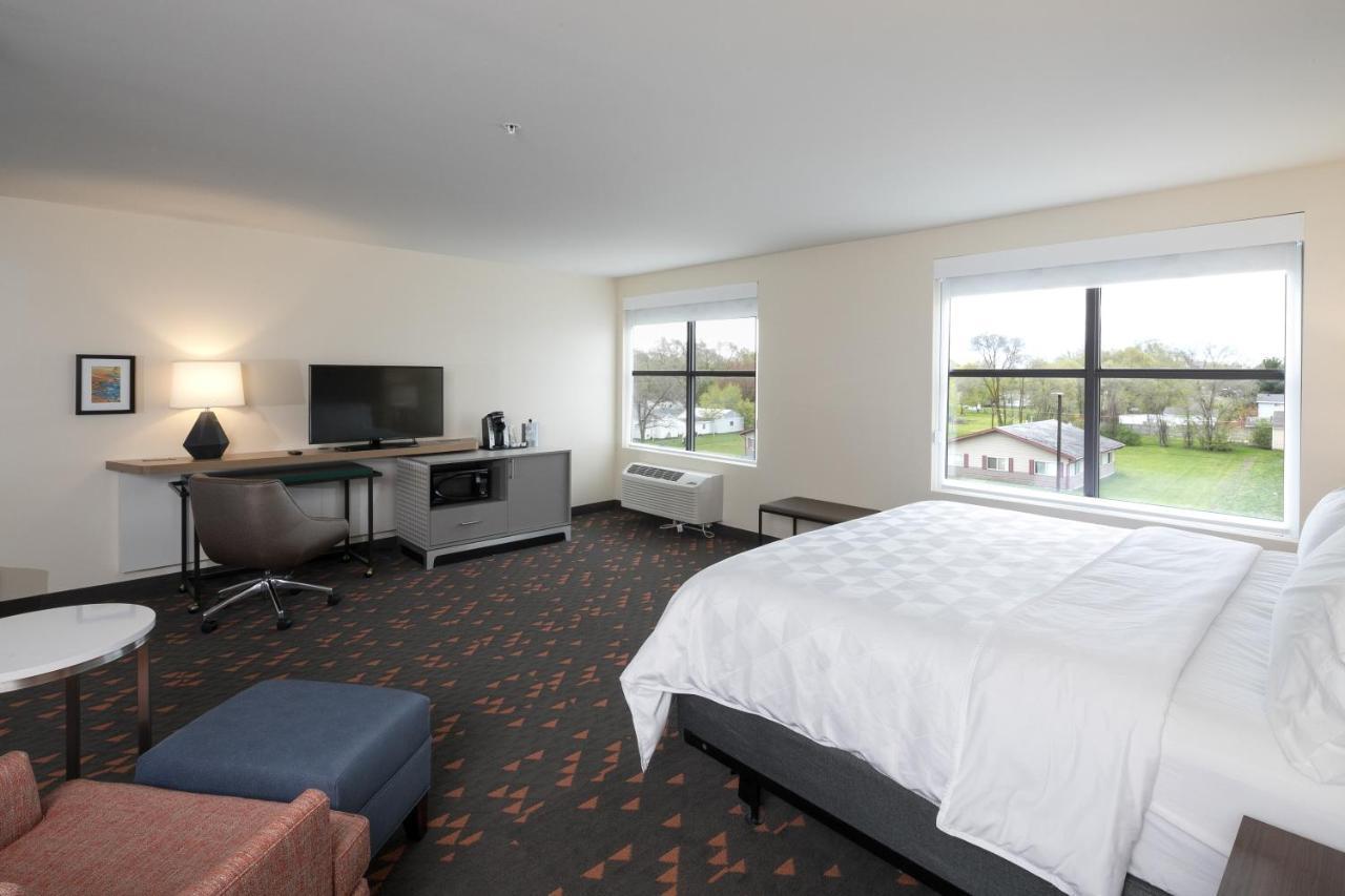 Holiday Inn & Suites Detroit - Troy By Ihg Exterior foto