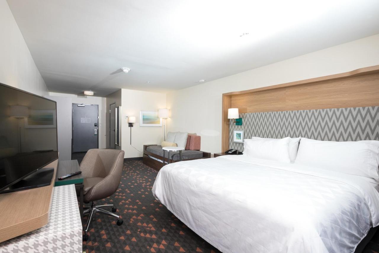 Holiday Inn & Suites Detroit - Troy By Ihg Exterior foto