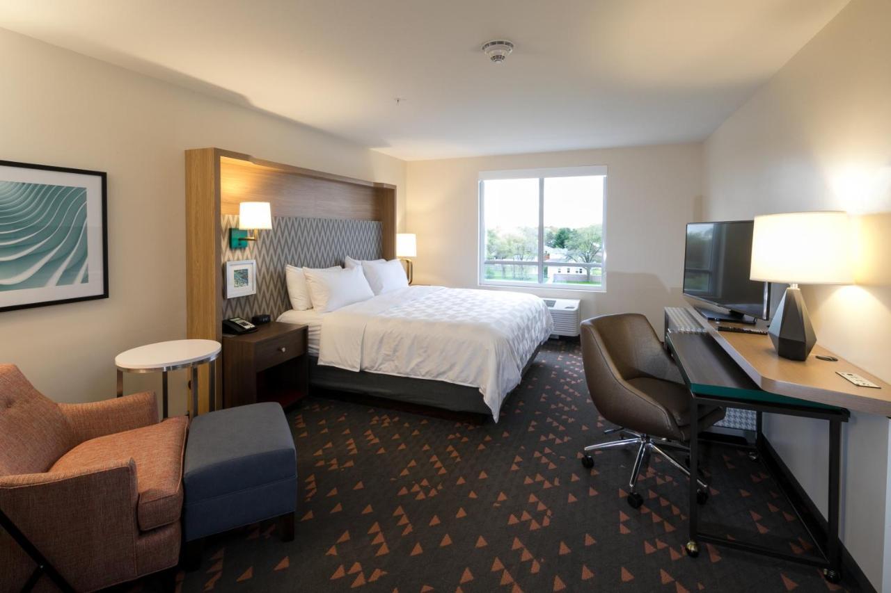 Holiday Inn & Suites Detroit - Troy By Ihg Exterior foto