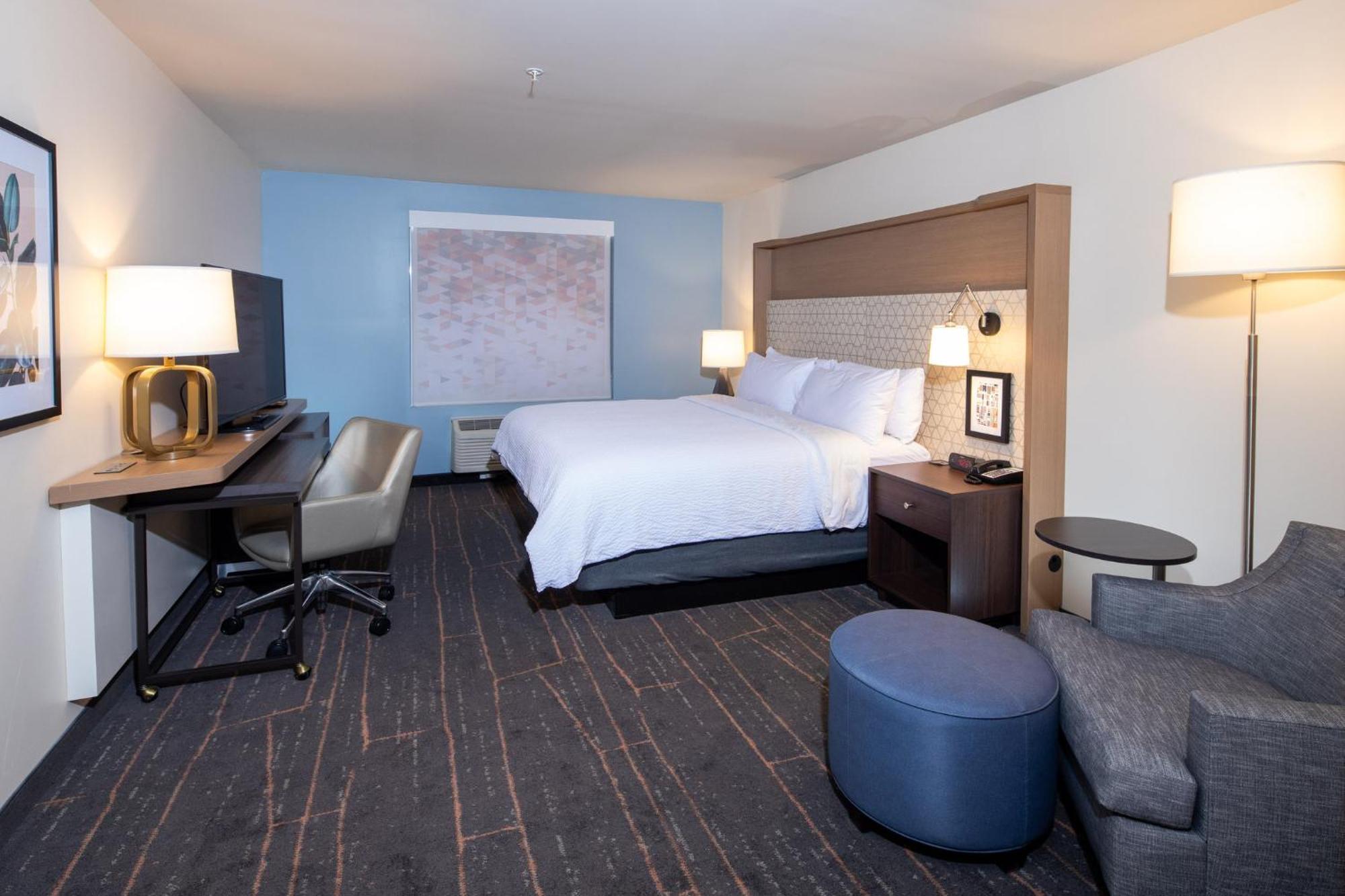 Holiday Inn & Suites Detroit - Troy By Ihg Exterior foto