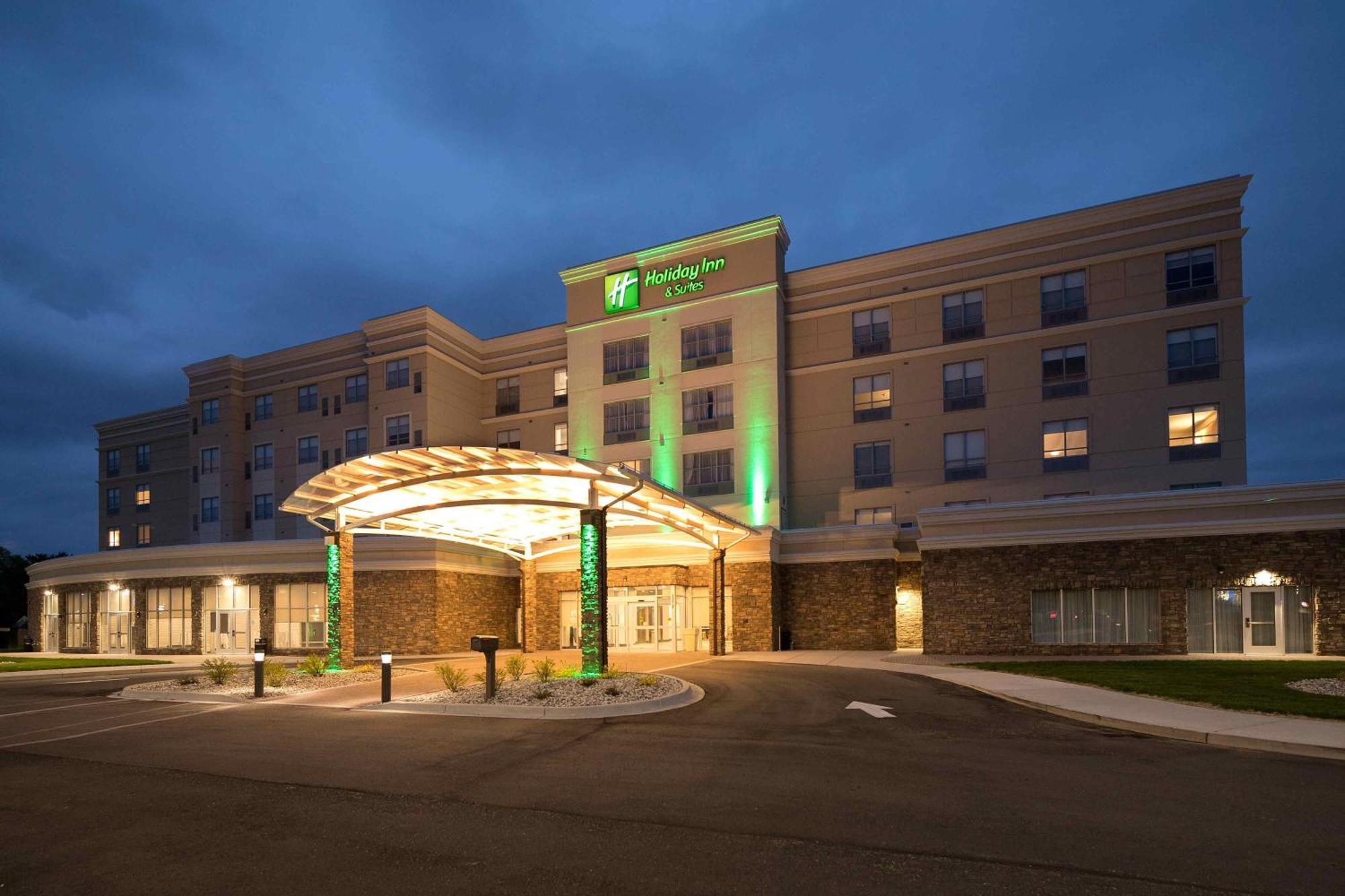 Holiday Inn & Suites Detroit - Troy By Ihg Exterior foto